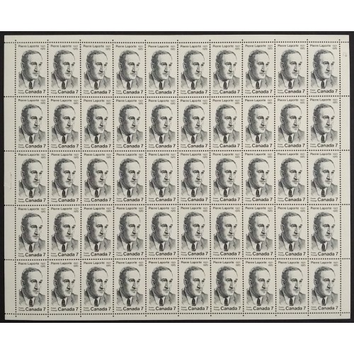 Canada 558 Sheet Field Stock MNH