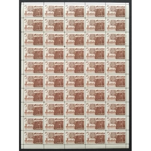 Canada 448 Sheet Field Stock MNH