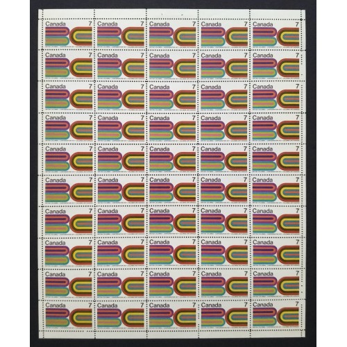 Canada 552 Sheet Field Stock MNH