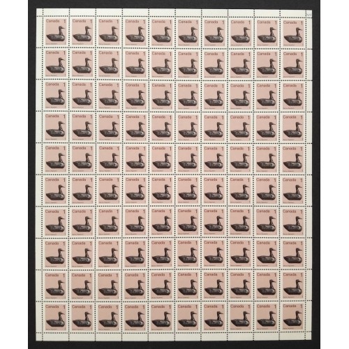Canada 917 Sheet Field Stock MNH