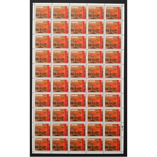 Canada 633 Sheet Field Stock MNH