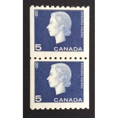 Canada 409 Pair F-VF MNH