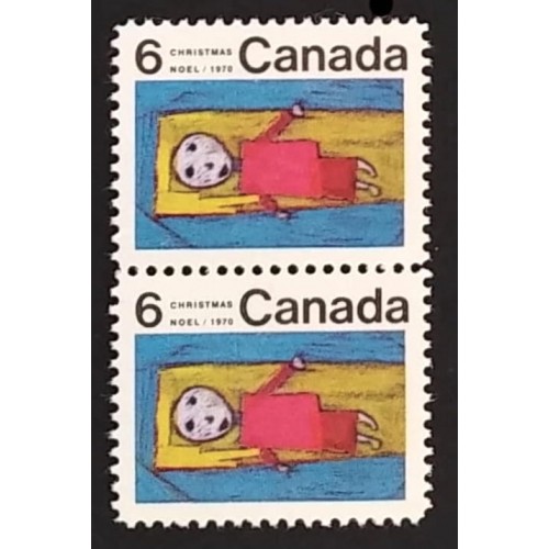 Canada 524 Vertical Pair VF MNH