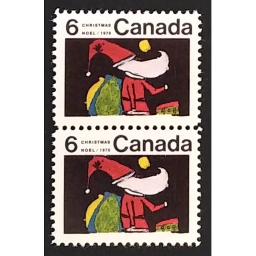 Canada 527 Vertical Pair VF MNH