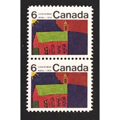 Canada 528 Vertical Pair VF MNH