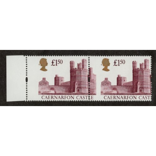 GB Machin SG 1411 £1.50 Castle Perf Shift Margin Pair U/M