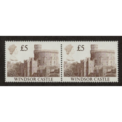 GB Machin SG 1413 £5 Castle Minor Perf Shift U/M
