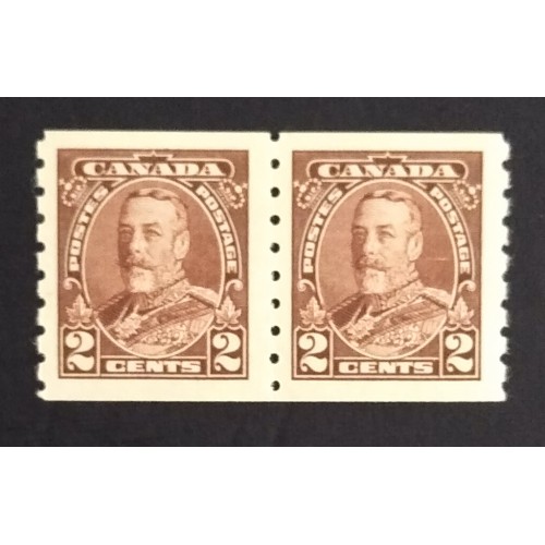 Canada 229 Pair VF MNH