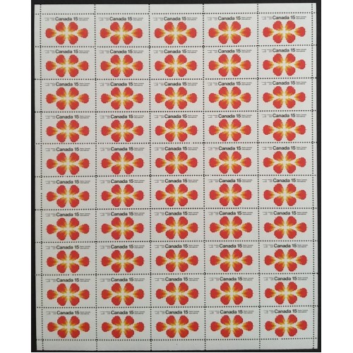 Canada 541 Sheet Field Stock VF MNH